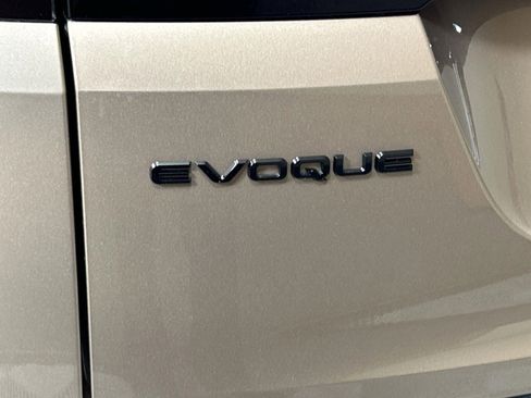 Certified 2024 Land Rover Range Rover Evoque S image 31