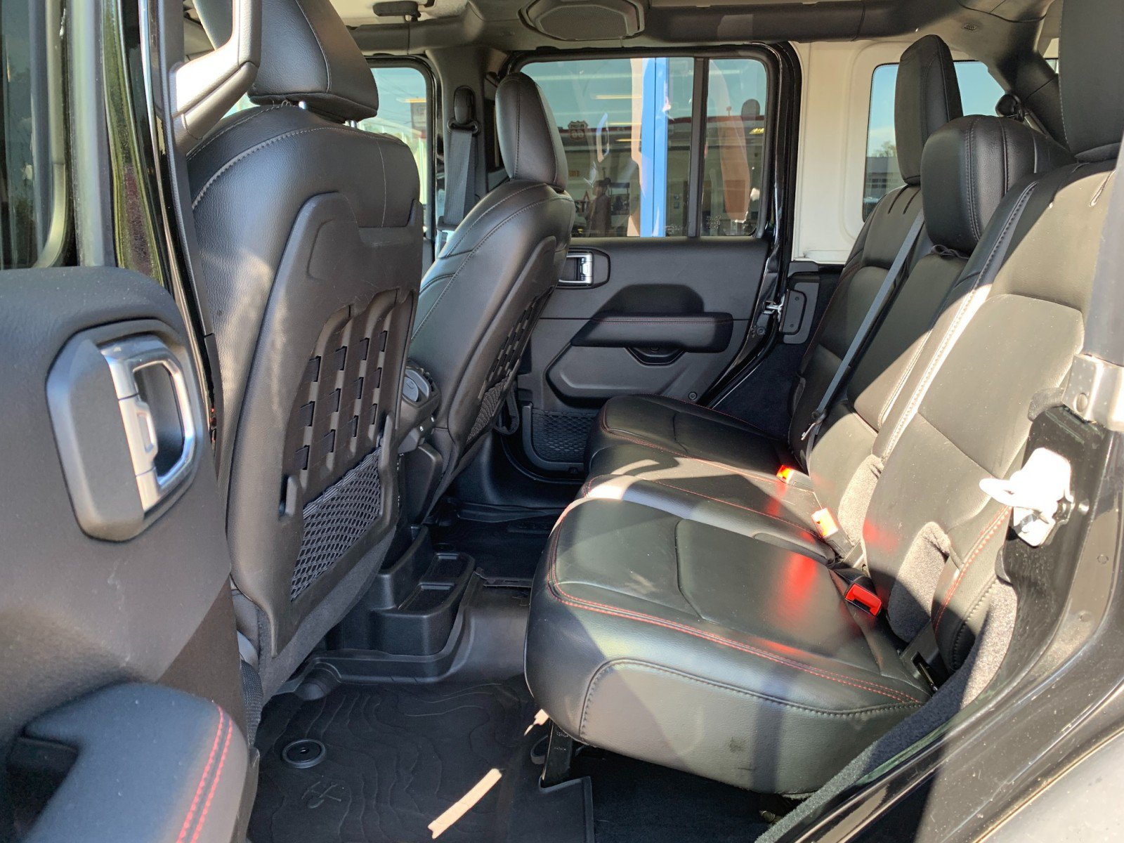 Used 2022 Jeep Wrangler Unlimited Rubicon AWD/4WD image 26