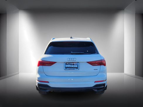 Used 2021 Audi Q3 2.0T Premium Plus image 4