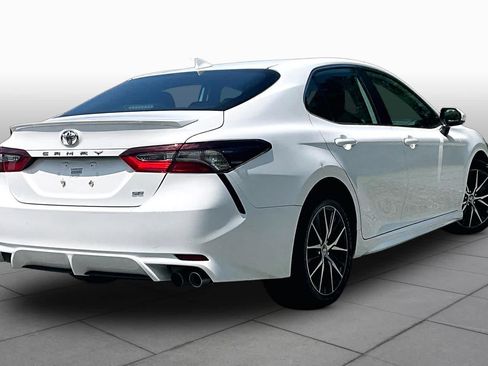 Used 2024 Toyota Camry SE FWD image 13