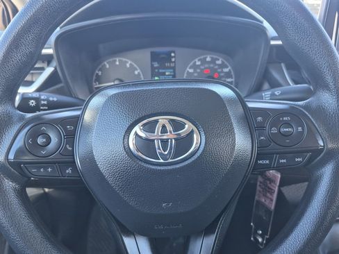 Used 2024 Toyota Corolla LE FWD image 20