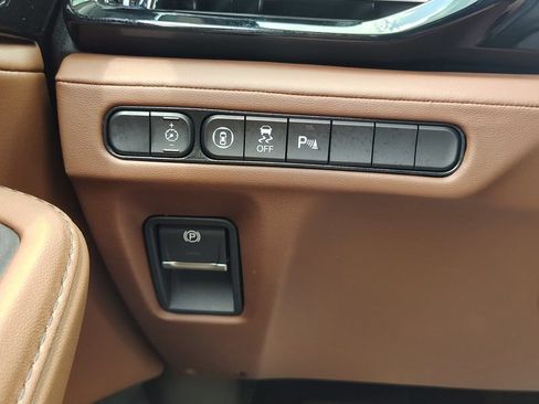 Used 2025 Acura MDX SH-AWD w/ Technology Package image 31