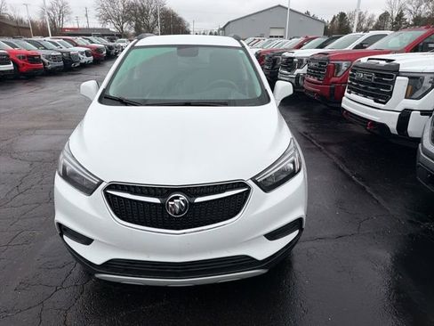 Used 2022 Buick Encore Preferred w/ Safety Package AWD/4WD image 3