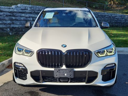 Used 2020 BMW X5 M50i w/ Executive Package image 8