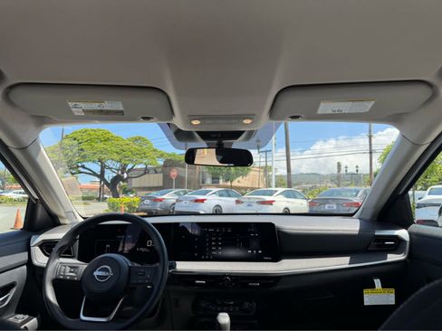 Used 2026 Nissan Kicks SV FWD image 10
