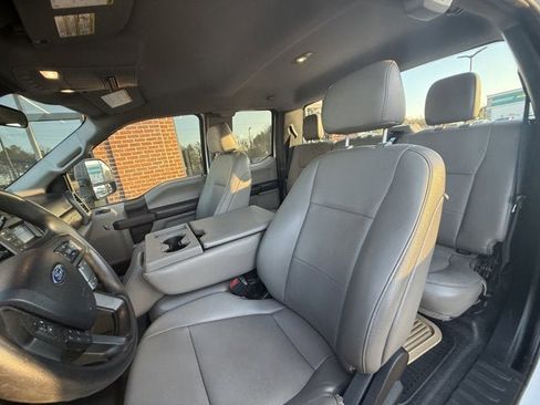 Used 2020 Ford F250 XL w/ Power Equipment Group image 16