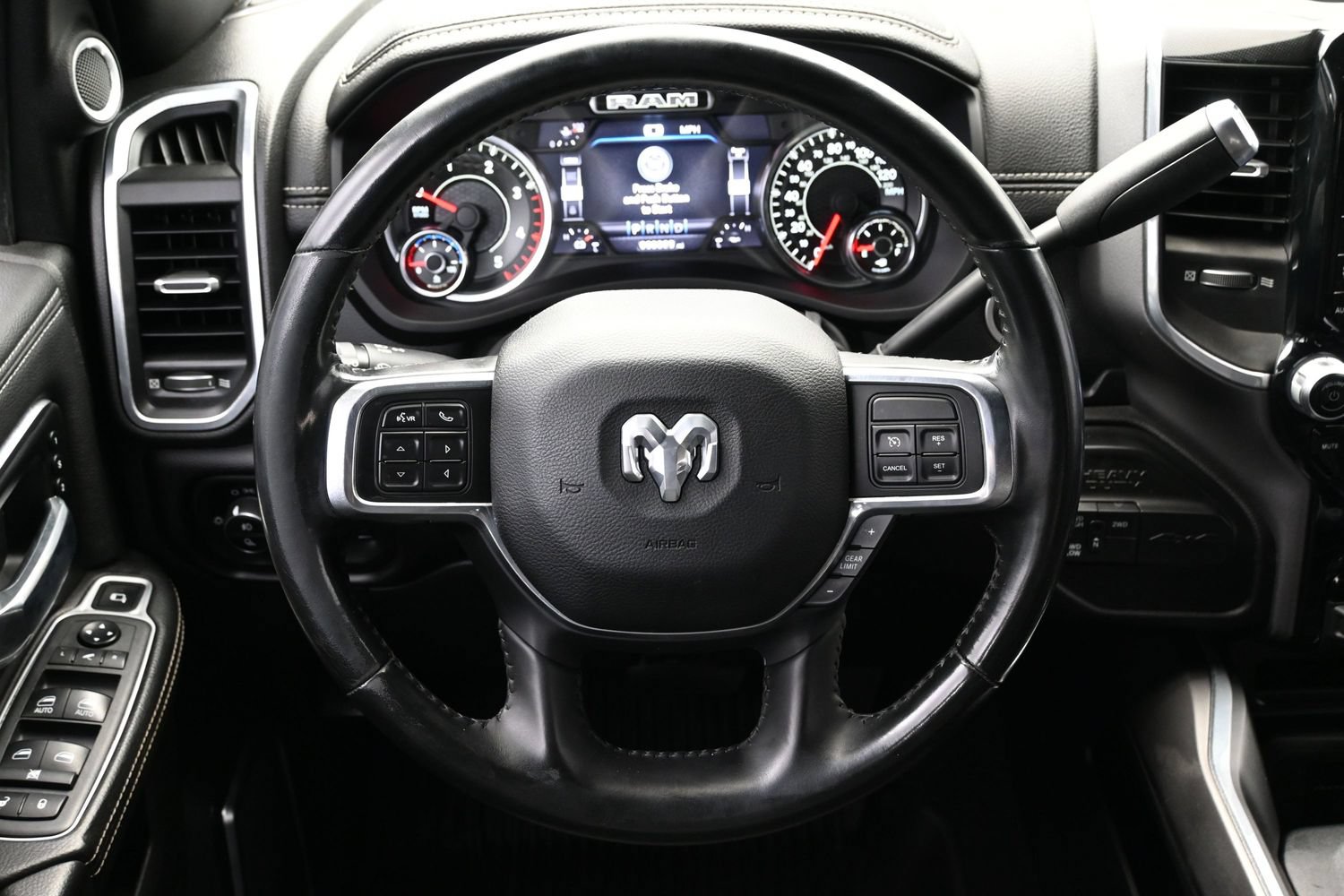 Used 2021 RAM 2500 Laramie AWD/4WD image 15
