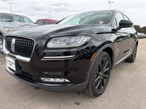 Used 2022 Lincoln Nautilus Reserve w/ Equipment Group 202A AWD/4WD image 5