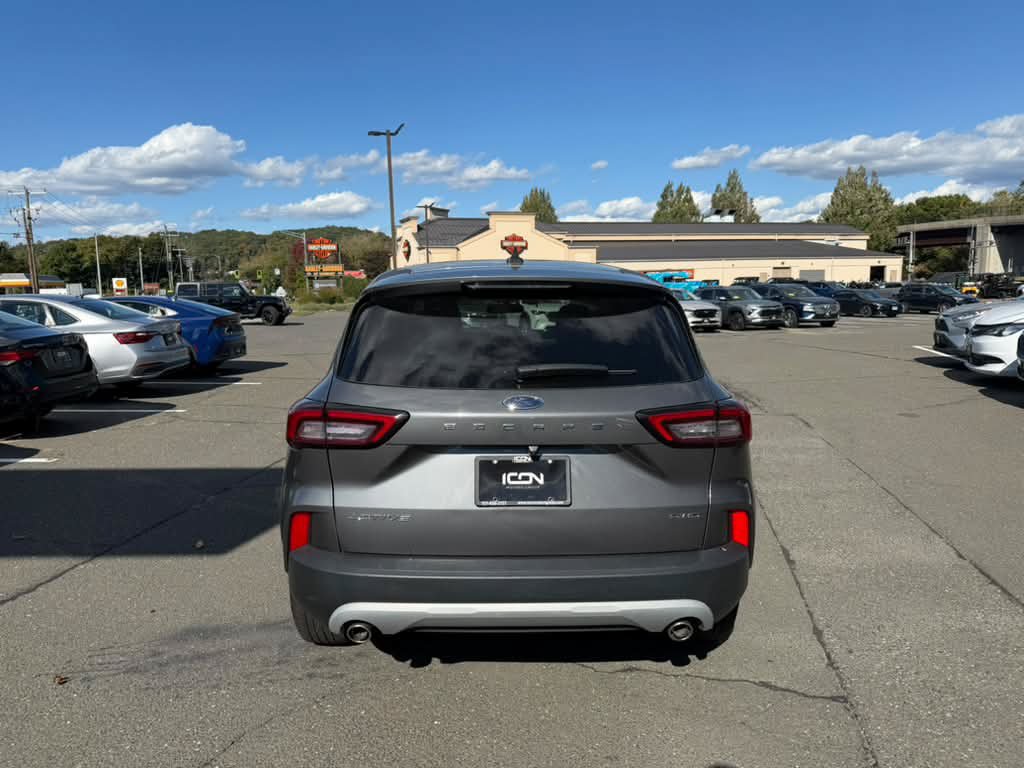 Used 2025 Ford Escape Active AWD/4WD image 4