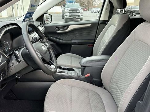 Used 2022 Ford Escape SE w/ Convenience Package image 16