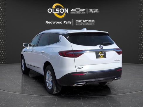 Used 2019 Buick Enclave Essence image 9