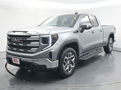 Used 2026 GMC Sierra 1500 SLE w/ Preferred Package