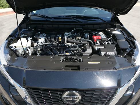 Used 2022 Nissan Altima 2.5 SV w/ SV Premium Package FWD image 28