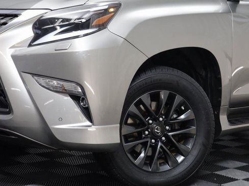 Used 2023 Lexus GX 460 Premium image 3