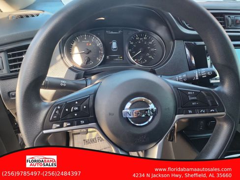 Used 2017 Nissan Rogue S AWD/4WD image 15