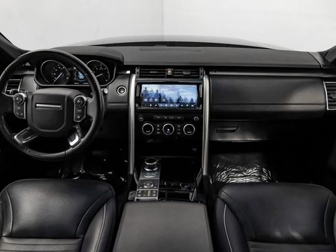 Used 2017 Land Rover Discovery HSE Luxury image 8