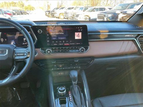 Used 2024 GMC Canyon AT4 w/ AT4 Premium Package image 17