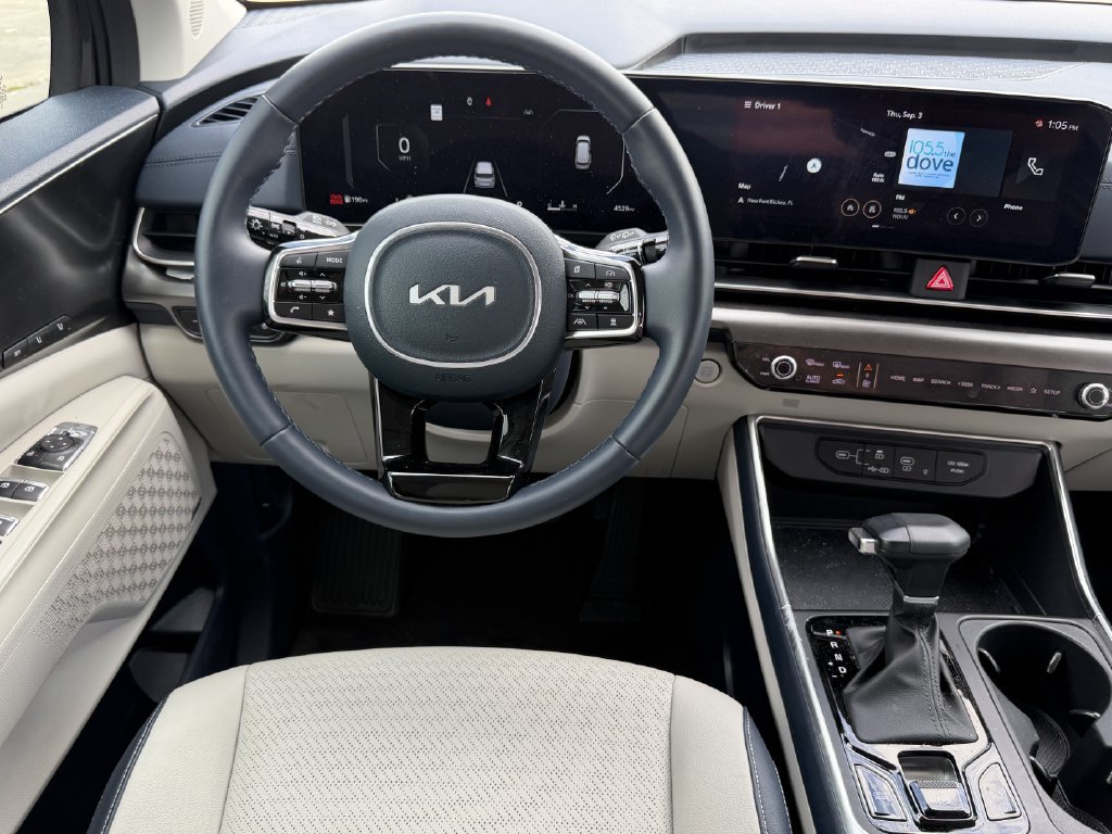 Certified 2026 Kia Carnival SX Prestige FWD image 17