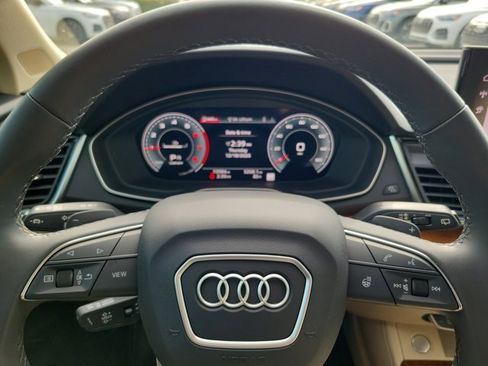 Certified 2025 Audi Q5 2.0T Premium Plus image 21