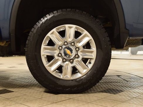 Used 2024 Chevrolet Silverado 3500 High Country w/ Technology Package image 29