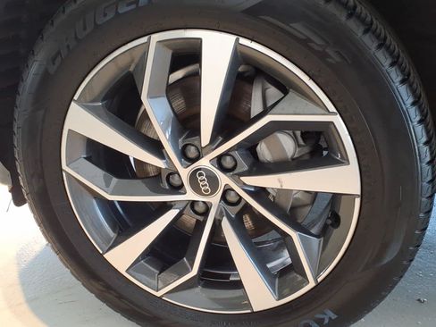 Used 2023 Audi Q5 2.0T Prestige w/ Prestige Package AWD/4WD image 7