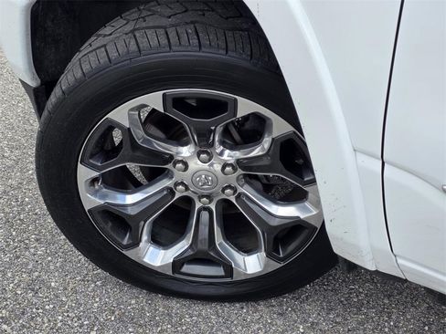 Used 2022 RAM 1500 Limited w/ Body Color Bumper Group image 41