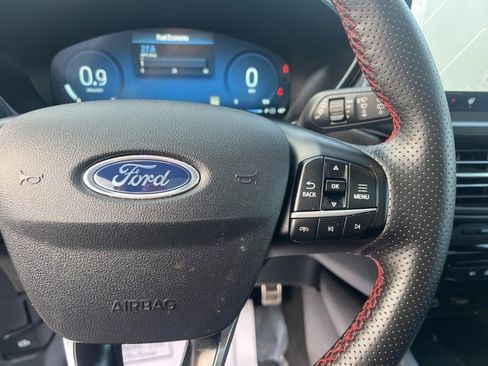 Used 2024 Ford Escape ST-Line Select w/ Tech Pack #2 image 28