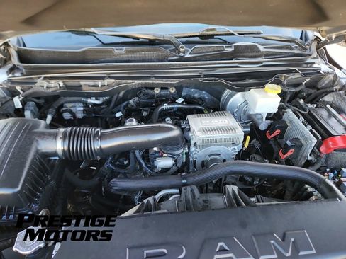 Used 2019 RAM 1500 Laramie image 16