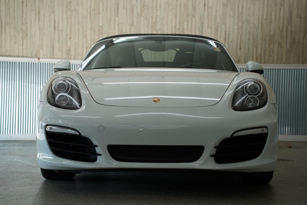 Used 2016 Porsche Boxster RWD image 3