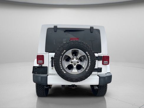 Used 2016 Jeep Wrangler Unlimited Sahara w/ Mopar Chrome Edition Group image 10