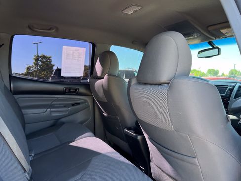 Used 2013 Toyota Tacoma 4x4 Double Cab w/ TRD Sport Pkg image 19