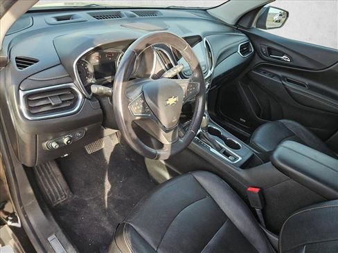 Used 2021 Chevrolet Equinox Premier image 15