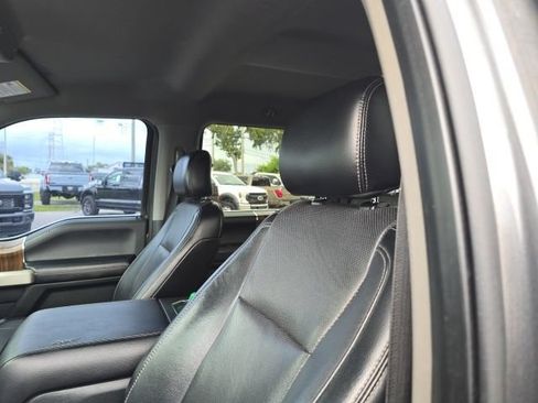 Used 2016 Ford F150 Lariat RWD image 9