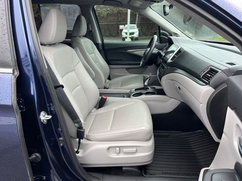 Used 2019 Honda Ridgeline RTL-T image 10