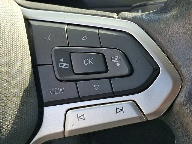 Used 2024 Volkswagen Tiguan SE AWD/4WD image 21