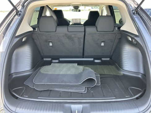 Certified 2025 Honda HR-V LX image 12
