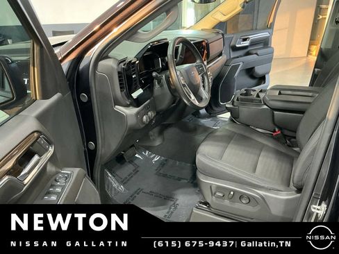 Used 2024 Chevrolet Silverado 1500 RST RWD image 6