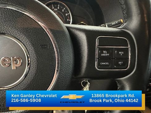 Used 2018 Jeep Wrangler Unlimited Sport S AWD/4WD image 12