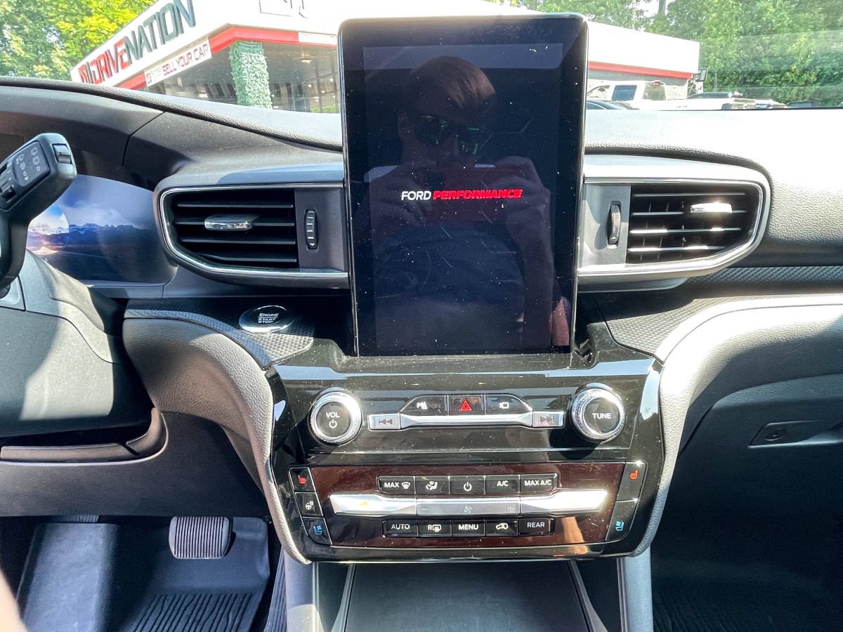 Used 2021 Ford Explorer ST w/ Equipment Group 401A AWD/4WD image 12