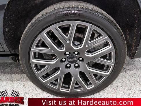 Used 2026 GMC Yukon Denali Ultimate w/ LPO, Floor Liner Package AWD/4WD image 10