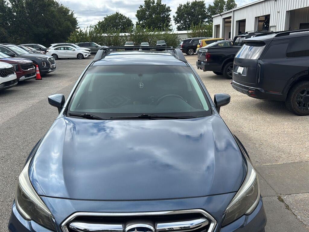 Used 2018 Subaru Outback 2.5i Premium AWD/4WD image 10