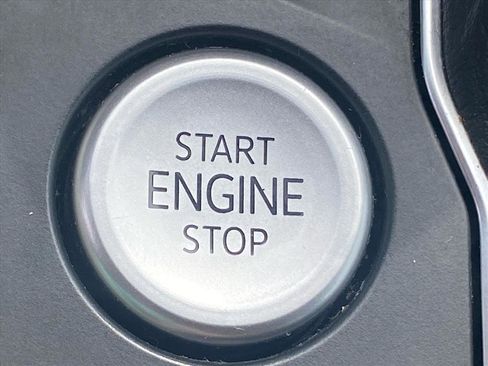 Used 2022 Volkswagen Atlas SE w/ Black Wheel Package image 15