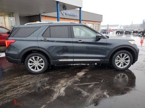 Used 2023 Ford Explorer Limited w/ Equipment Group 301A image 5
