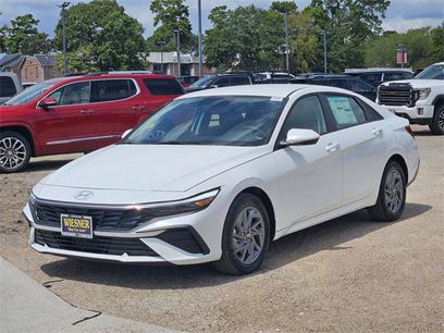 New 2025 Hyundai Elantra Blue w/ Cargo Package