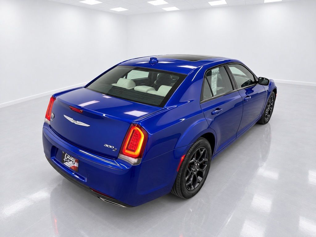 Used 2019 Chrysler 300 S w/ 300S Premium Group 2 AWD/4WD image 12