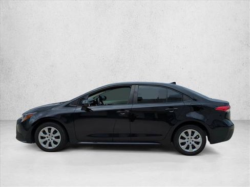 Certified 2023 Toyota Corolla LE FWD image 8