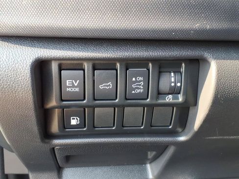 Used 2025 Subaru Forester Limited AWD/4WD image 9