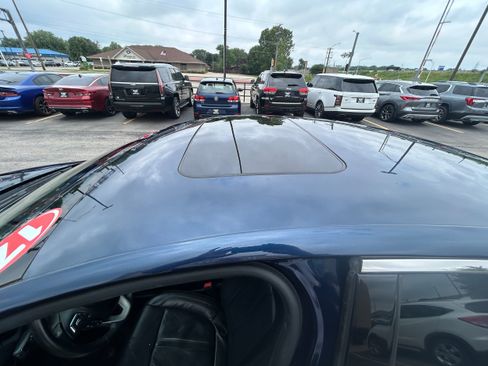 Used 2017 Lincoln MKZ Reserve w/ Luxury Package AWD/4WD image 11