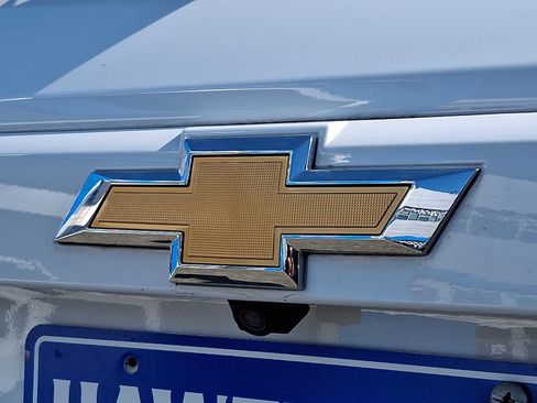 Used 2022 Chevrolet Trax LT w/ LT Convenience Package image 29