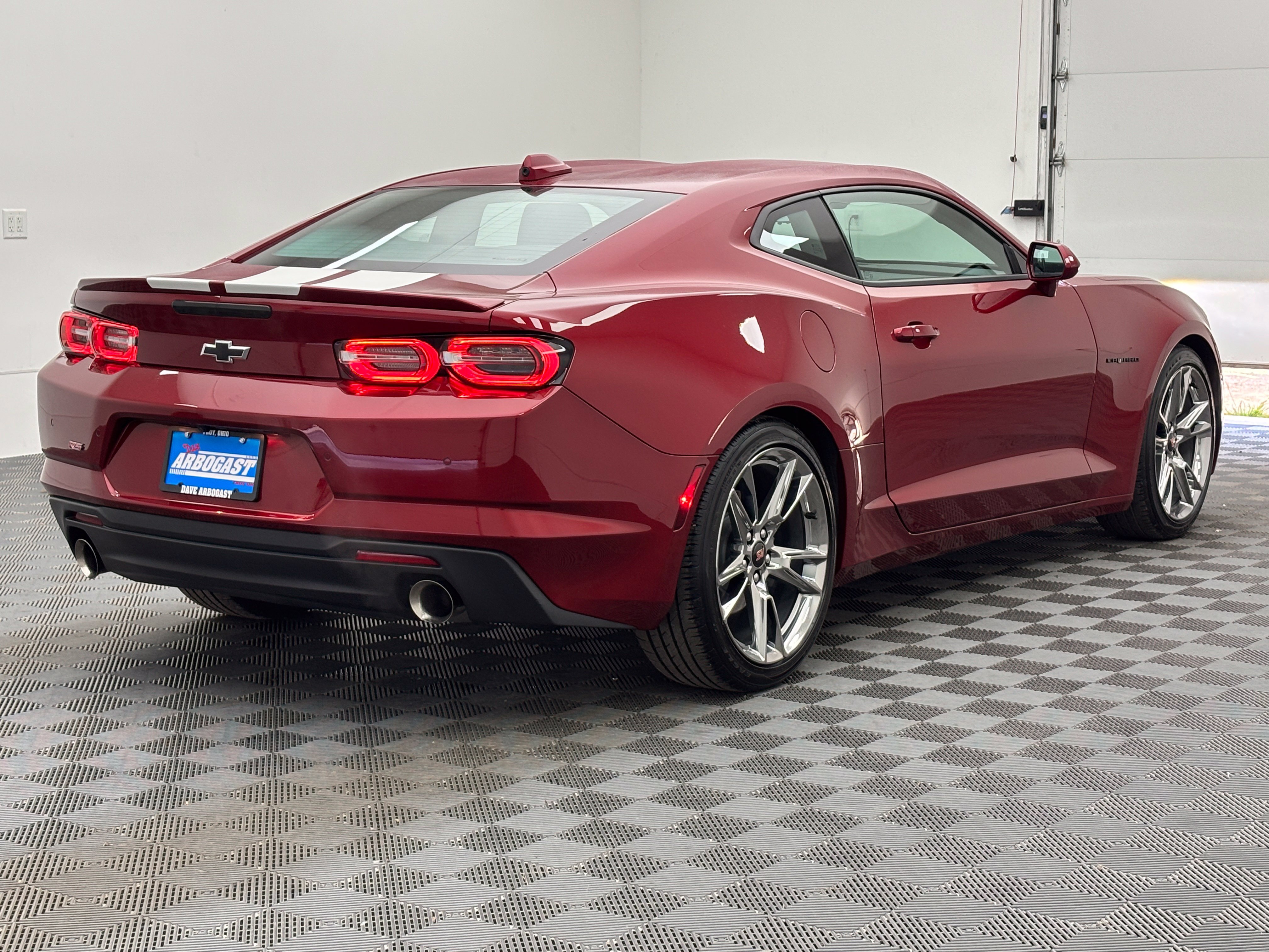 Used 2022 Chevrolet Camaro LT w/ RS Package RWD image 8